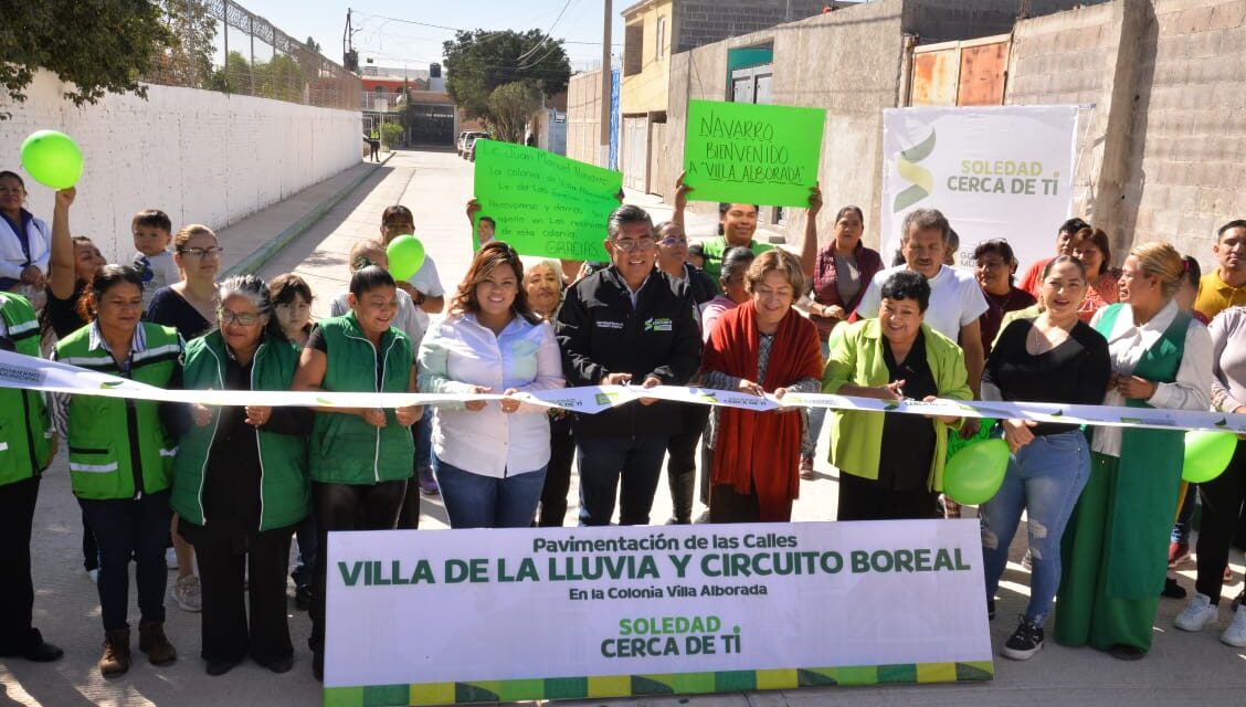 En Villa Alborada, Juan Manuel Navarro consolida programa de pavimentación integral de calles.