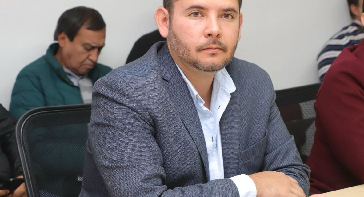 Para atender las necesidades ciudadanas es indispensable contar con mayores recursos: Regidor Rubén Lárraga