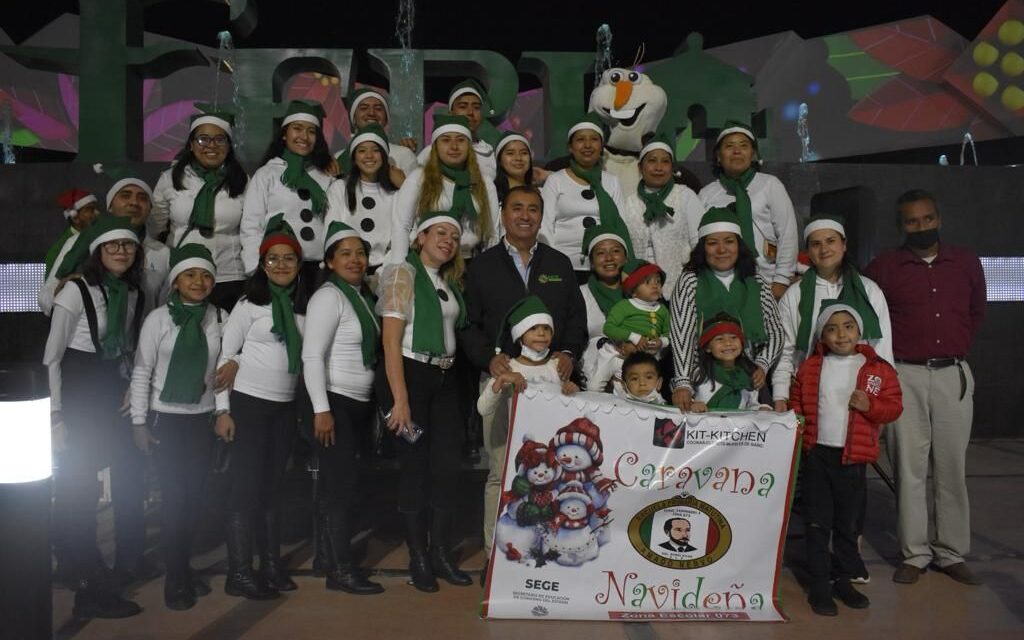 Gobierno estatal acerca la alegría de la navidad con caravana navideña
