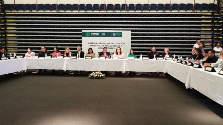 Gobierno estatal amplía coordinación y atención a la niñez y juventud