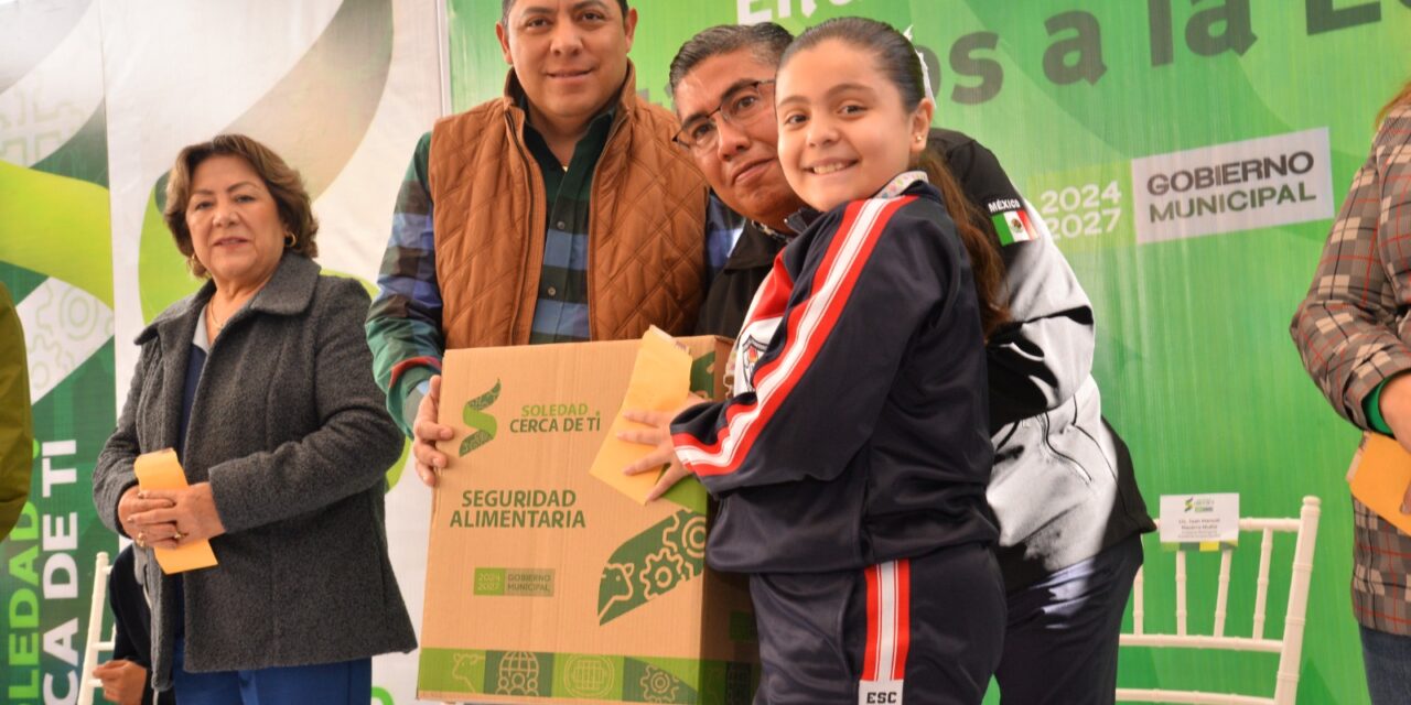 Juan Manuel Navarro refuerza política social al reactivar destacado programa “Estímulos a la Educación”