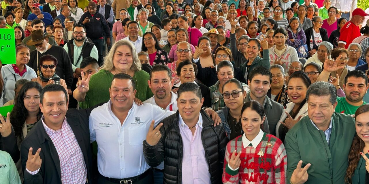 Entrega gobernador nueva calle en Rioverde