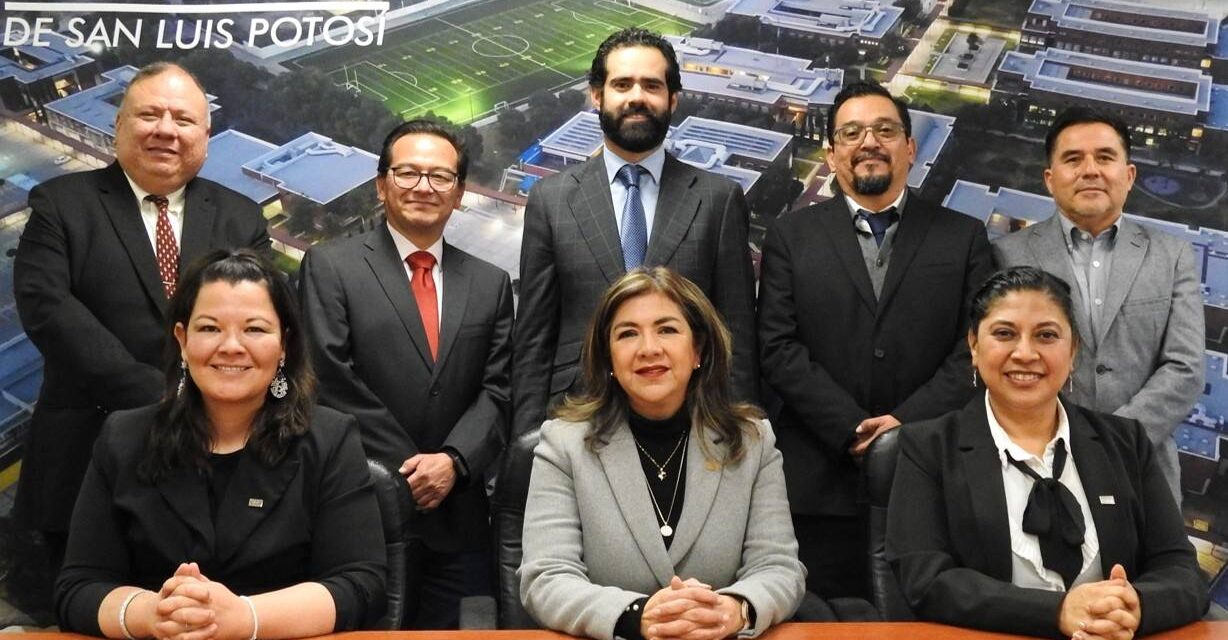 PRESENTA UNIVERSIDAD POLITÉCNICA EQUIPO DE DIRECTORES