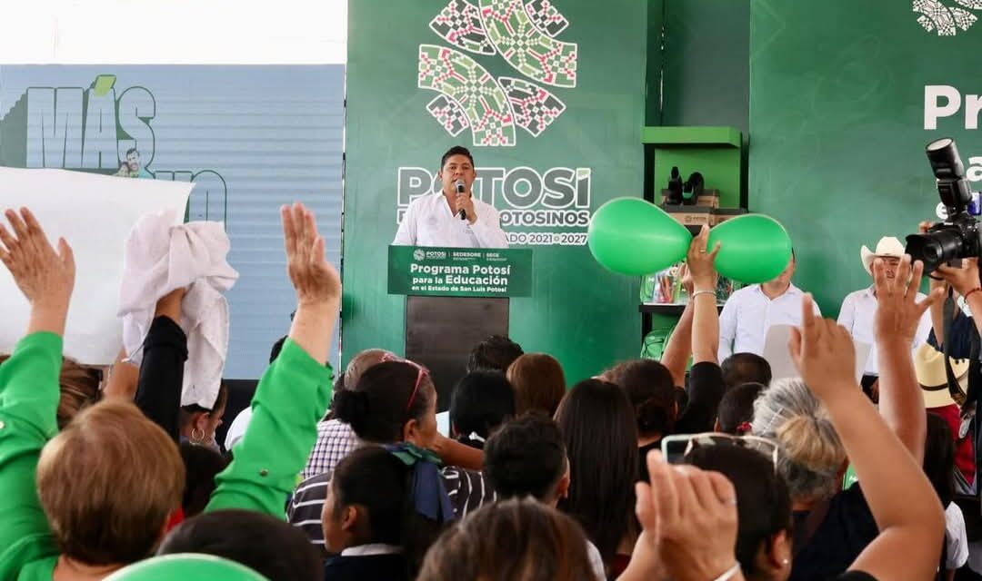 RICARDO GALLARDO FORTALECE COMPROMISO CON LA EDUCACIÓN DE LAS Y LOS POTOSINOS