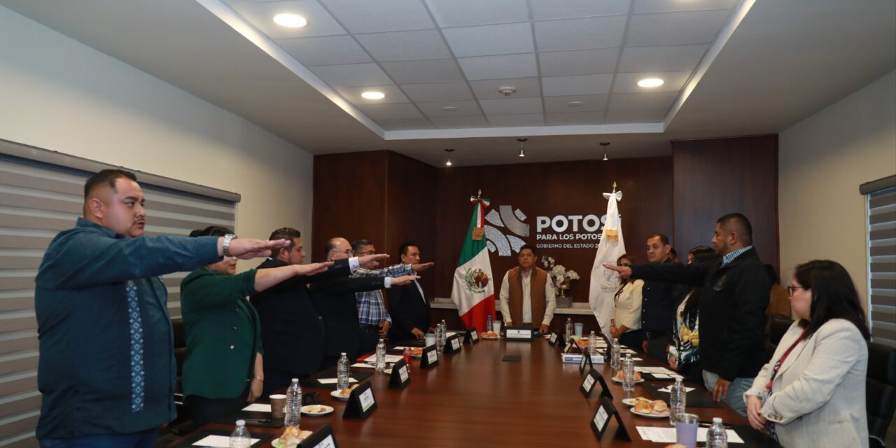 RICARDO GALLARDO TOMA PROTESTA A LA COMISIÓN METROPOLITANA DE DESARROLLO URBANO