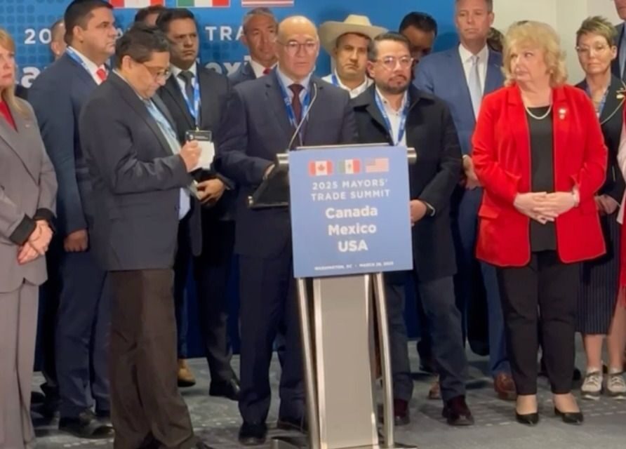 Enrique Galindo representa a México en Cumbre internacional de Alcaldes con Estados Unidos y Canadá