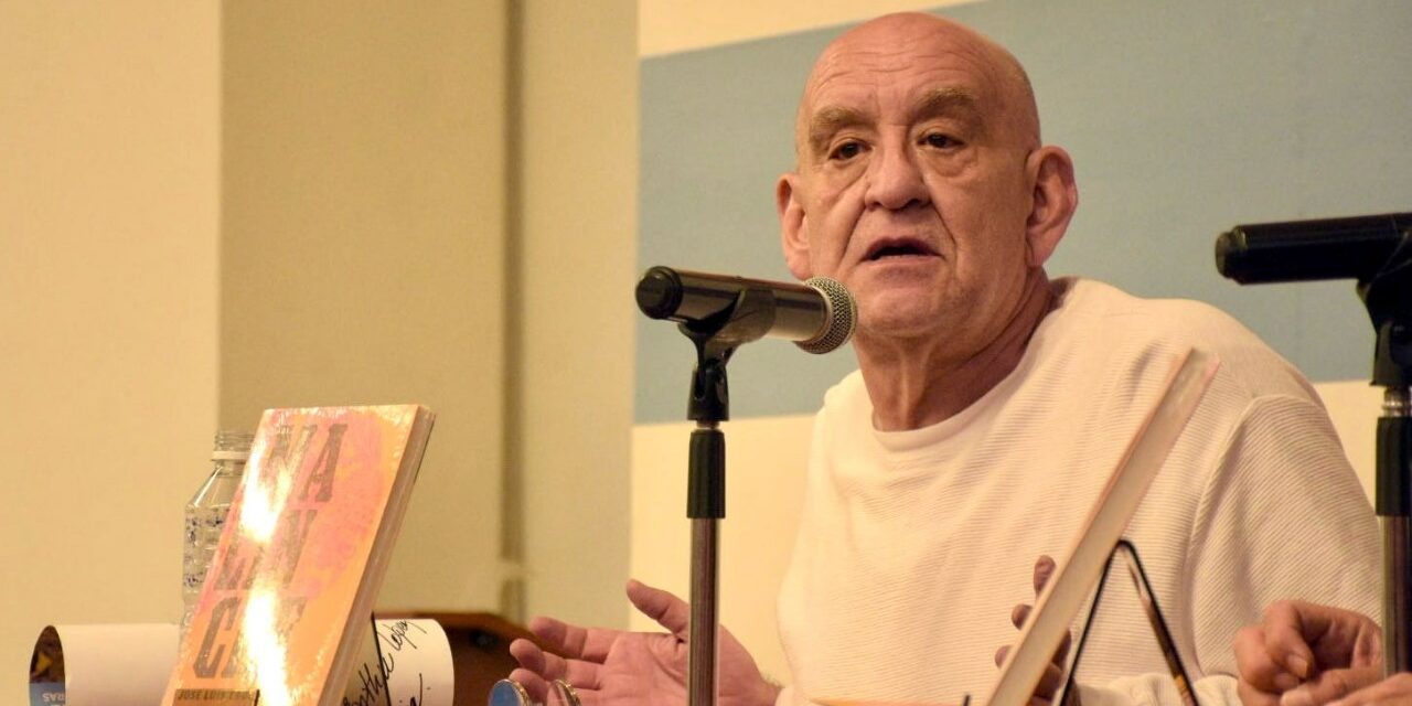 Ser mujer en México implica supervivencia, reflexiona el escritor José Luis Trueba Lara