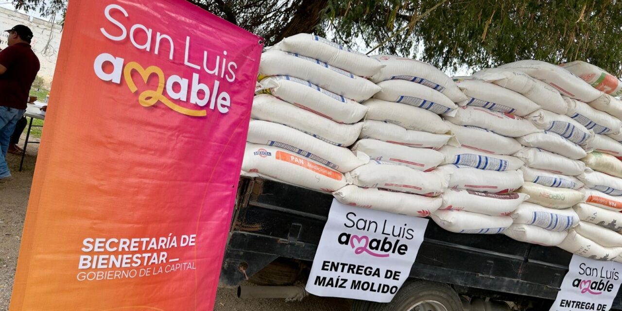 Entrega Gobierno Municipal 37 toneladas de maíz molido a productores pecuarios
