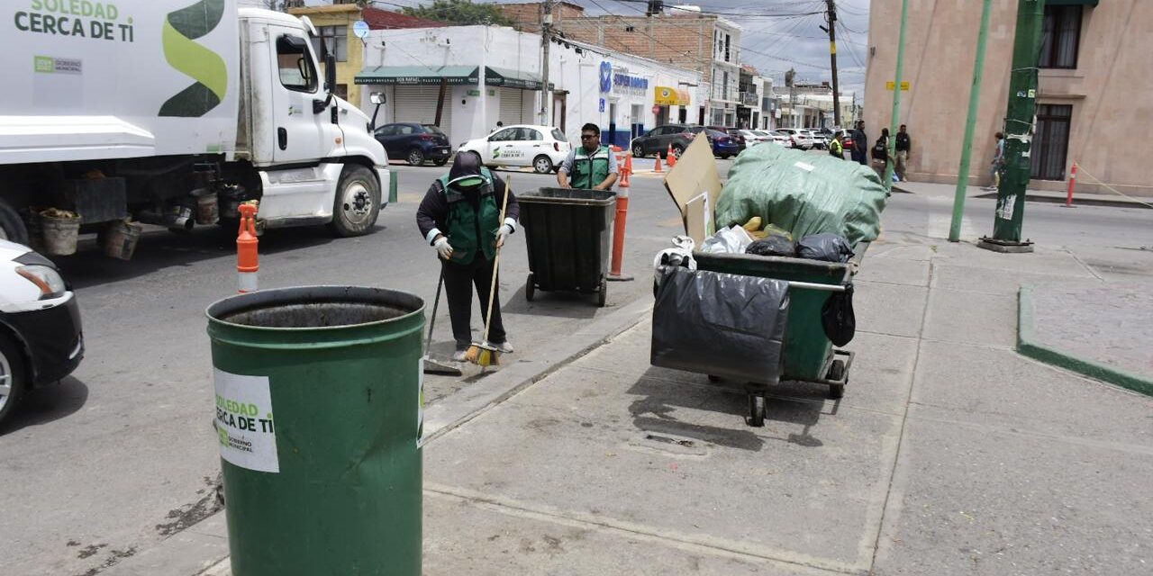 DIARIAMENTE, LABORES DE LIMPIEZA EN EL PRIMER CUADRO DE SOLEDAD SON FORTALECIDAS