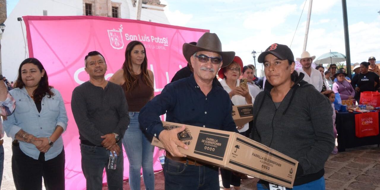 Gobierno de la Capital lleva beneficios de “Bienestar para tu Familia” y “Tu Casa Amable” a Delegación Bocas