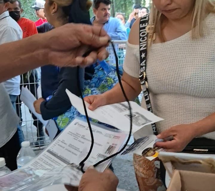 Acuerdos entre tianguistas y autoridades propician el orden y generan beneficios