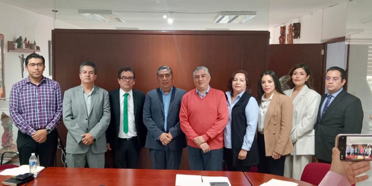 RECONOCE ALCALDE DE SOLEDAD LABOR DEL IEEA EN LA LUCHA CONTRA EL ANALFABETISMO