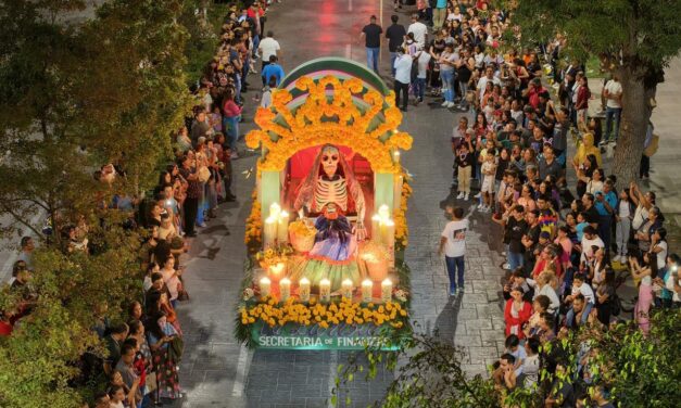 ESPECTACULAR DESFILE DE XANTOLO 2025 EN LA CAPITAL DEL ESTADO
