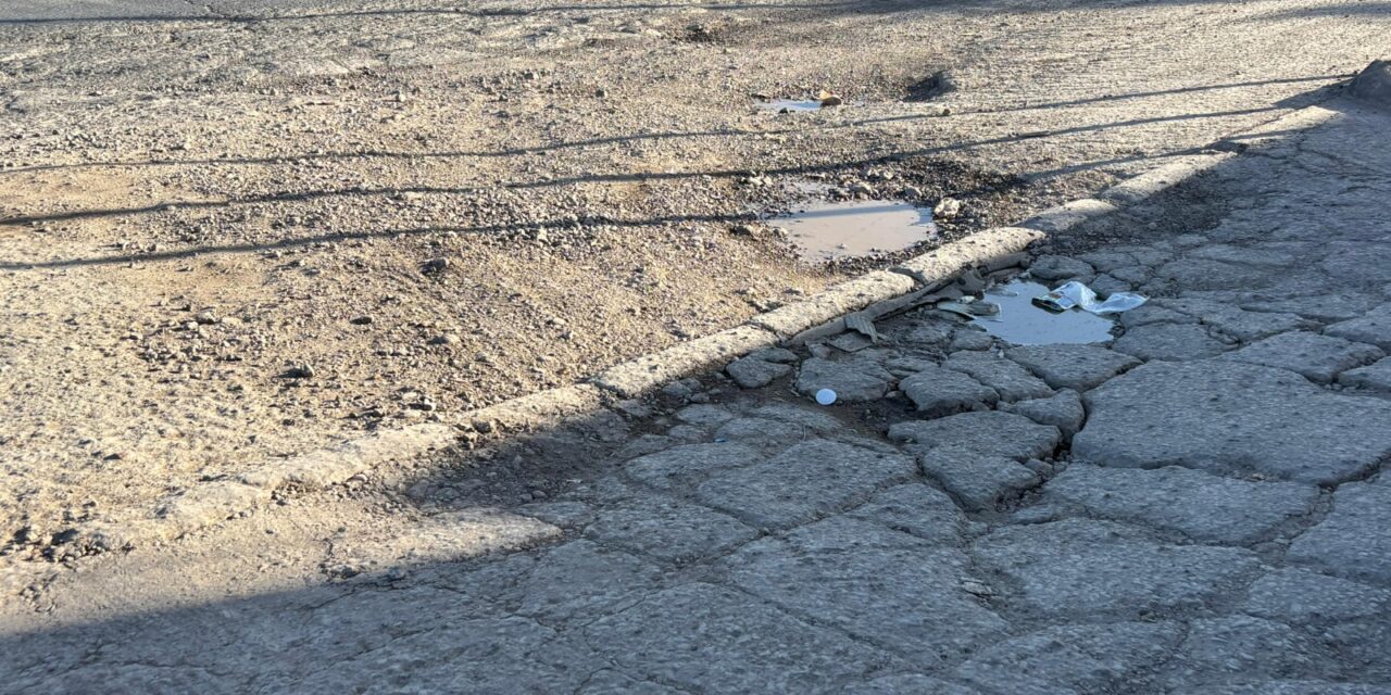 ESTABLECIMIENTO IRREGULAR DE VENTA DE AGUA EN PIPAS DAÑÓ SEVERAMENTE TRAMO DE LA CARRETERA A MATEHUALA