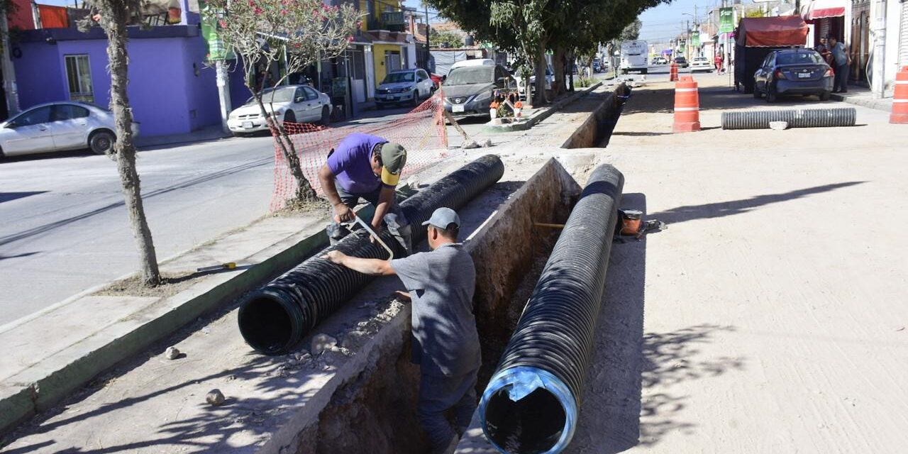 COMPROMISO MUNICIPAL DE SOLEDAD ACABA CON DRENAJES COLAPSOS EN COLONIAS: ALCALDE