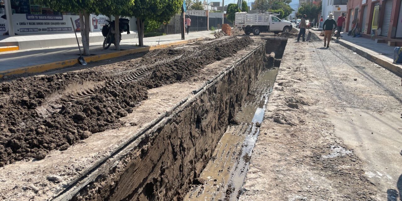 Interapas atiende sentida petición de habitantes en Mariano Ávila