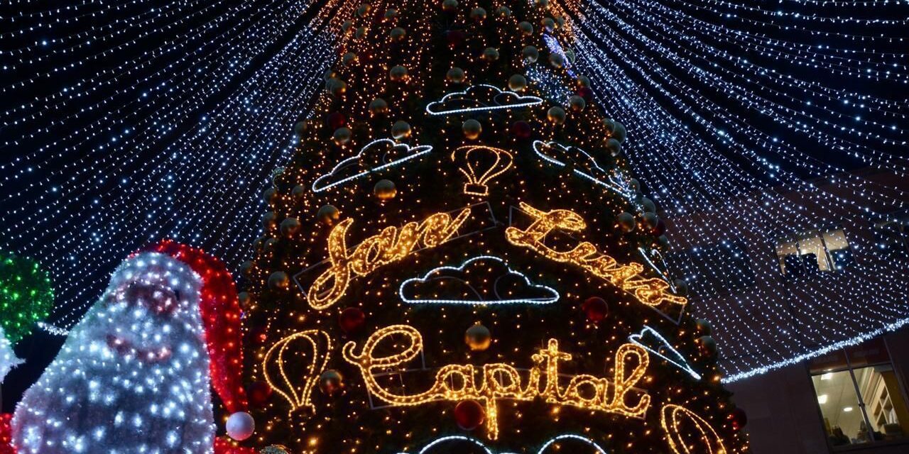 San Luis Capital fortalece su atractivo turístico con la iluminación y decoraciones navideñas del Centro Histórico