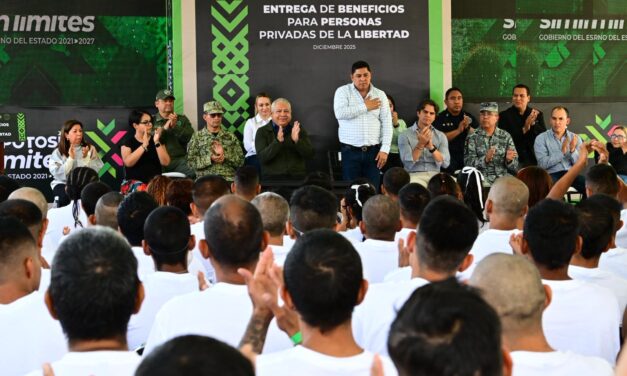 RICARDO GALLARDO ENTREGA PRELIBERACIONES EN EL CENTRO DE REINSERCIÓN SOCIAL “LA PILA”