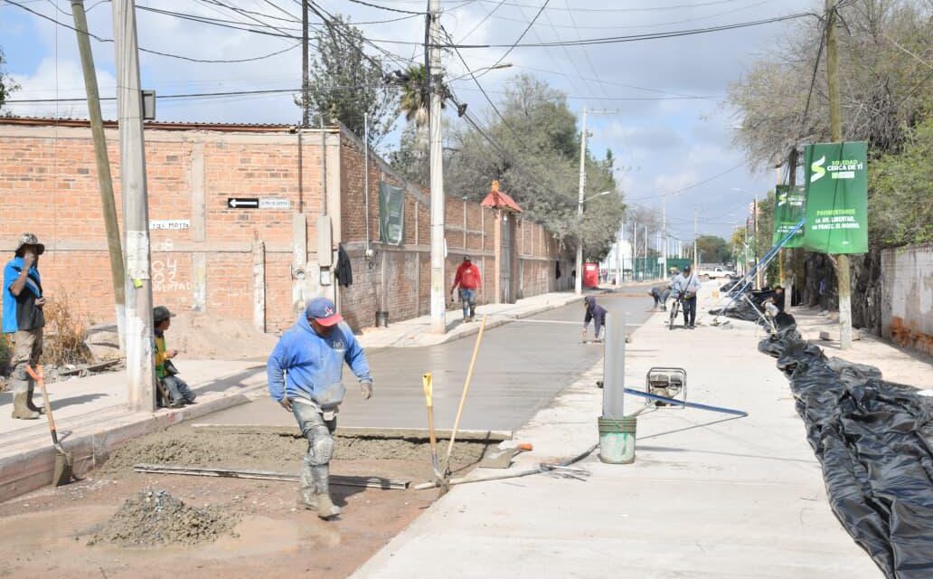 JUAN MANUEL NAVARRO ENTREGARÁ IMPORTANTES OBRAS DE PAVIMENTACIÓN EN VILLAS DEL MORRO