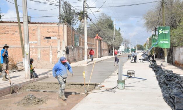 JUAN MANUEL NAVARRO ENTREGARÁ IMPORTANTES OBRAS DE PAVIMENTACIÓN EN VILLAS DEL MORRO