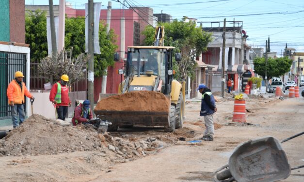 SIN DETENERSE, PAVIMENTACIONES ESTRATÉGICAS EN COLONIAS DE SOLEDAD