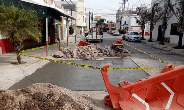 Bacheo Emergente atiende reportes ciudadanos y refuerza la movilidad en colonias de San Luis Capital