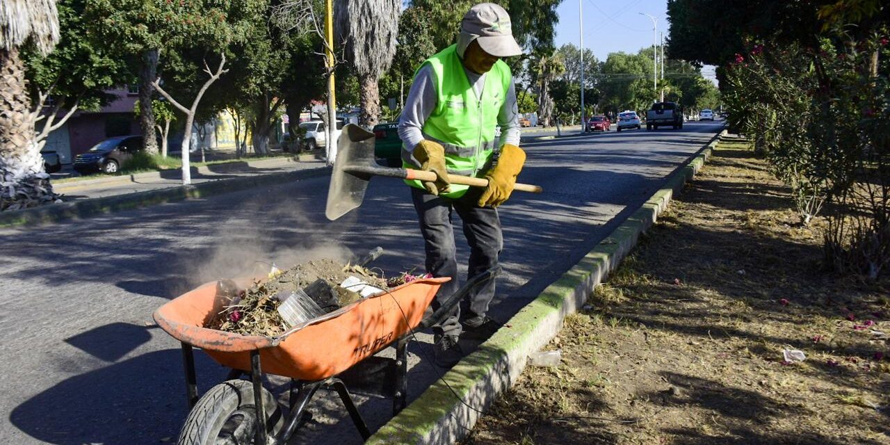 GOBIERNO MUNICIPAL DE SOLEDAD CUMPLE CON SEGUNDA EXHIBICIÓN DE AGUINALDO A BASE TRABAJADORA