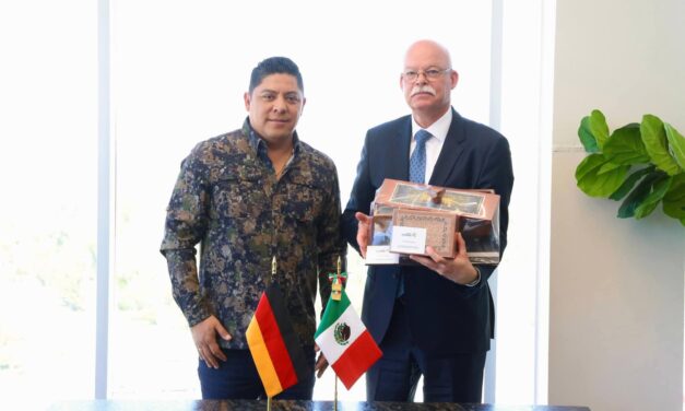 RICARDO GALLARDO PROYECTA A SAN LUIS COMO POTENCIA INTERNACIONAL