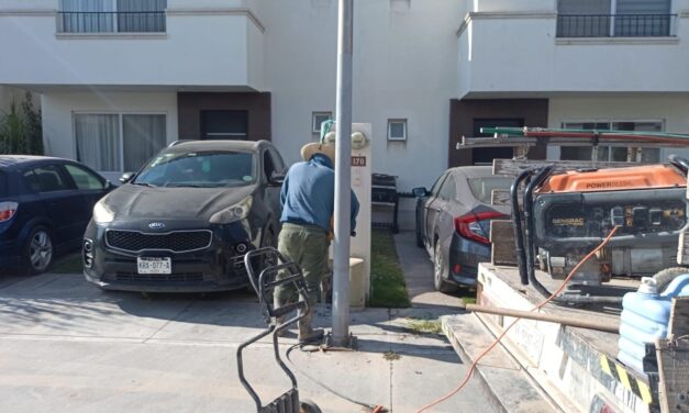 Interapas repara filtraciones en tres tomas domiciliarias de Puerta de Piedra