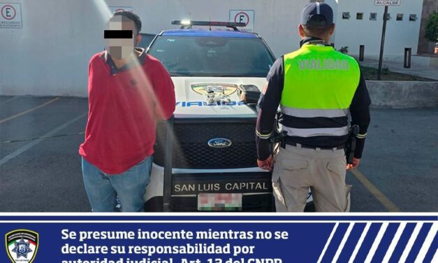 Policía de la Capital asegura a un presunto distribuidor de droga en inmediaciones de la Facultad de Derecho