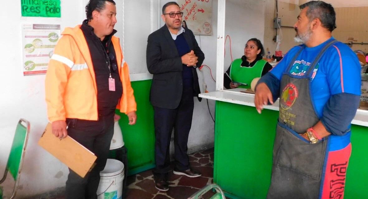 Para mejorar mercados municipales, redoblan acciones direcciones del Gobierno Capitalino