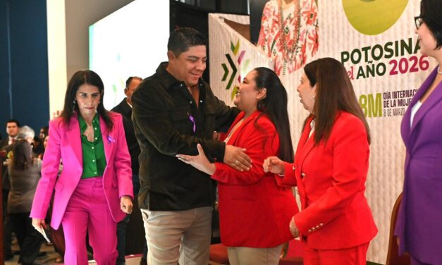 RICARDO GALLARDO REAFIRMA APOYO SIN LÍMITES A LAS MUJERES POTOSINAS
