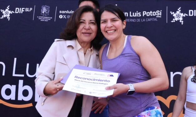 Gran respuesta a la clase de yoga realizada la mañana de este jueves en Plaza de Aranzazú.
