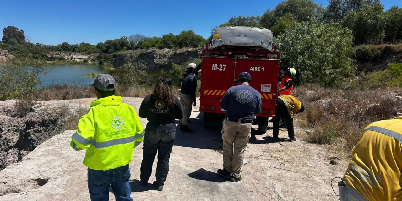 CONTINÚAN LABORES COORDINADAS DE RESCATE EN CUERPO DE AGUA