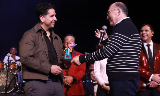 Amor eterno a Juan Gabriel en el Festival San Luis en Primavera