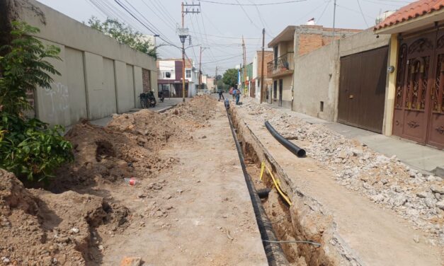 Interapas sustituye más de mil 500 metros de drenaje sanitario en la Zona Metropolitana