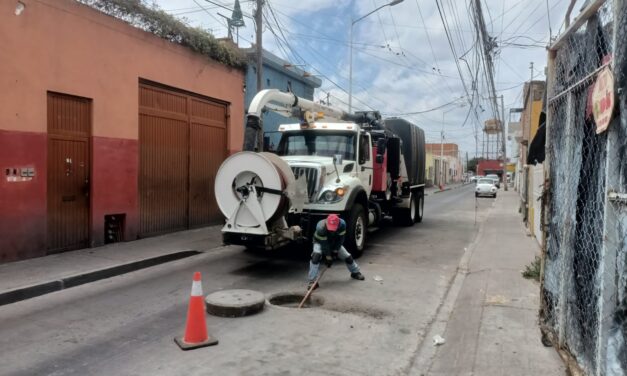 Acumulación de basura en calles provoca taponamientos y fallas en el drenaje