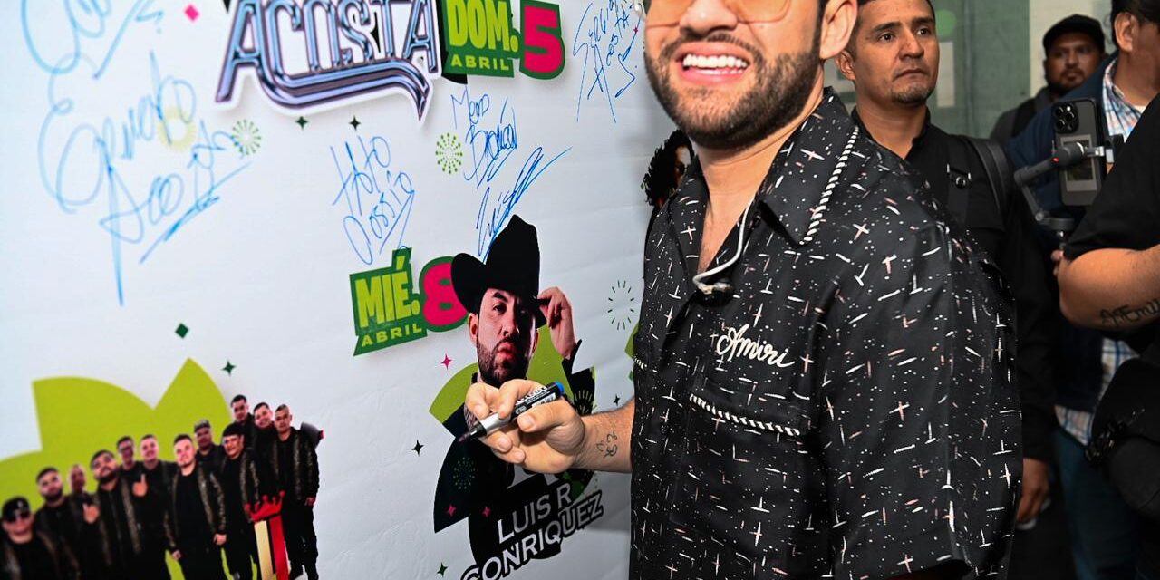 LUIS R CONRIQUEZ ESCRIBE ESPECTACULAR, PRENDIDA Y  MULTITUDINARIA NOCHE EN LA FENAE