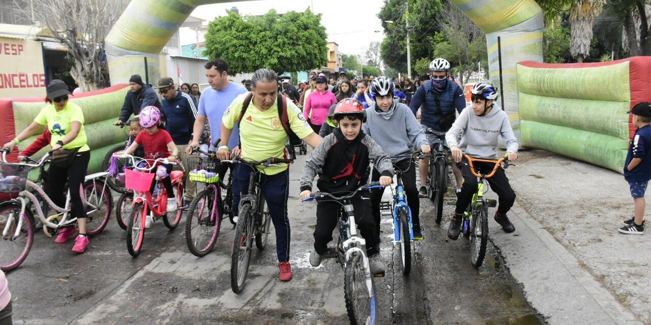 RODADA CON CAUSA REÚNE A MÁS DE 500 NIÑOS, NIÑAS Y PADRES DE FAMILIA EN SOLEDAD