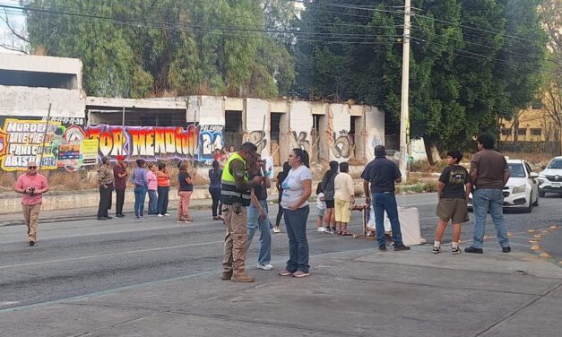 SEGURIDAD VIAL DE SOLEDAD ATIENDE MANIFESTACIÓN EN CARR. A MATEHUALA 