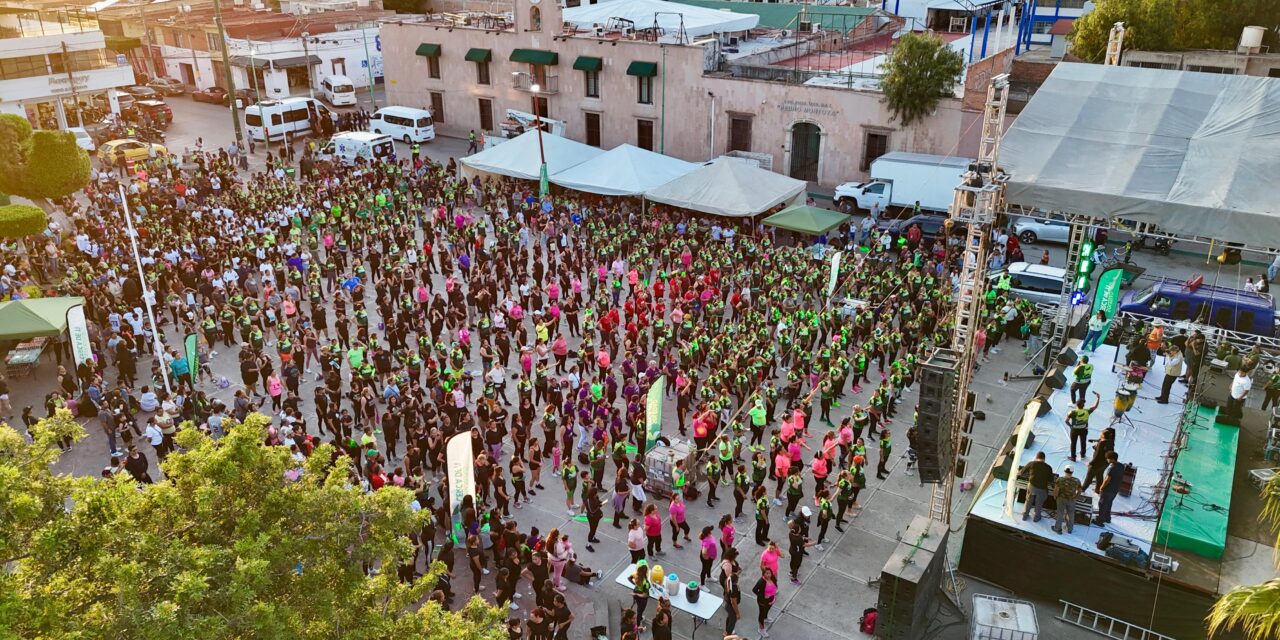 ¡SOLEDAD SE PRENDIÓ EN MOVIMIENTO Y MÚSICA CON ZUM-BANDA!