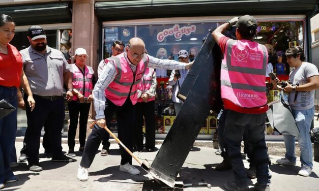 Enrique Galindo inicia retiro masivo de infraestructura obsoleta