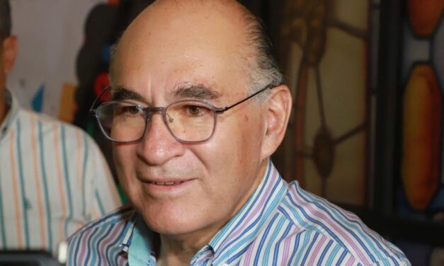 Enrique Galindo invita a vivir con alegría y responsabilidad el México vs Inglaterra en San Luis Capital*