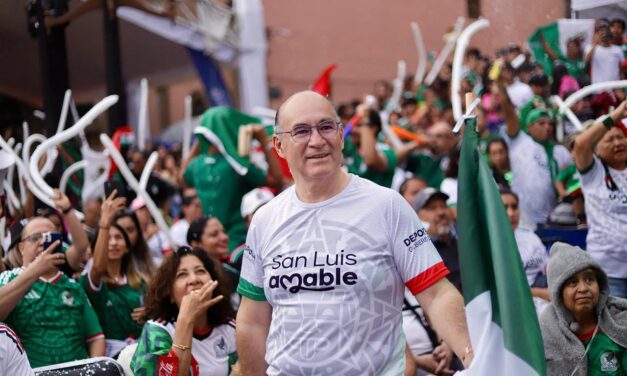 Miles de potosinos se volcaron al Centro Histórico para vivir el último partido de México en el Mundial 2026