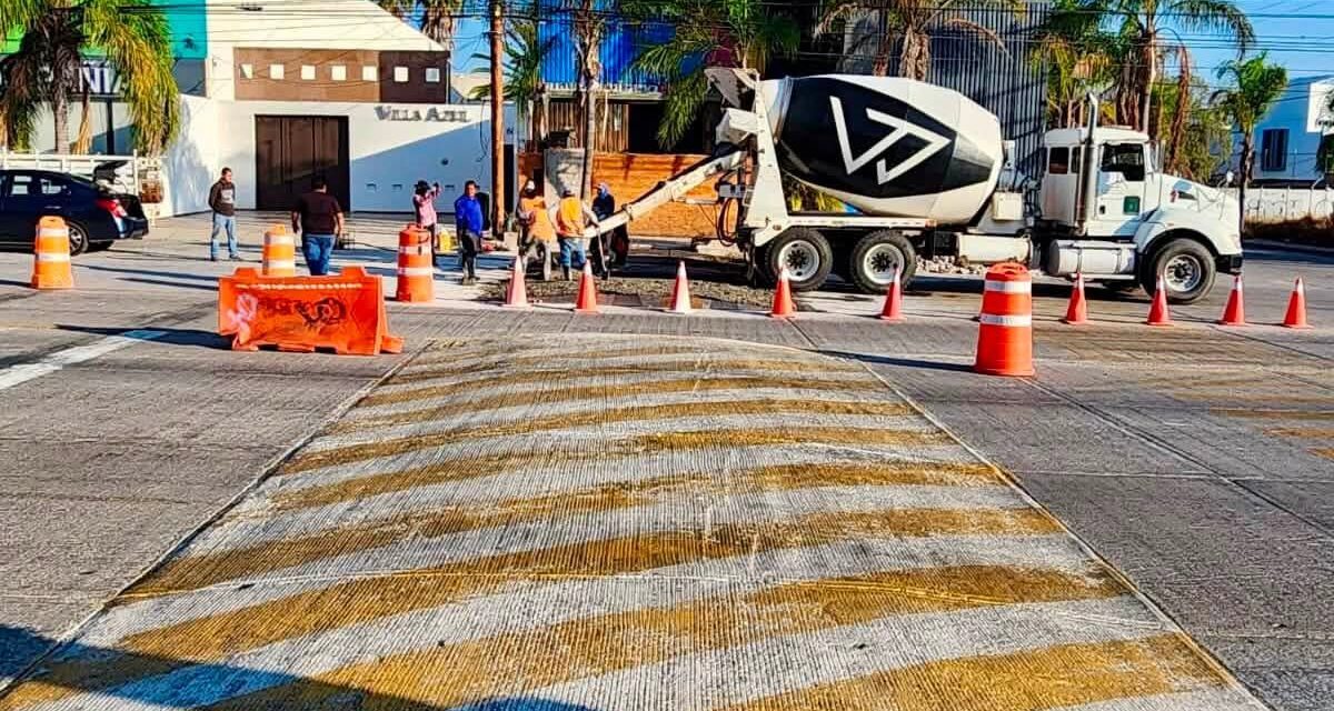 Gobierno de la Capital inicia el colado de la segunda etapa de los nuevos lomos de toro en avenida Chapultepec