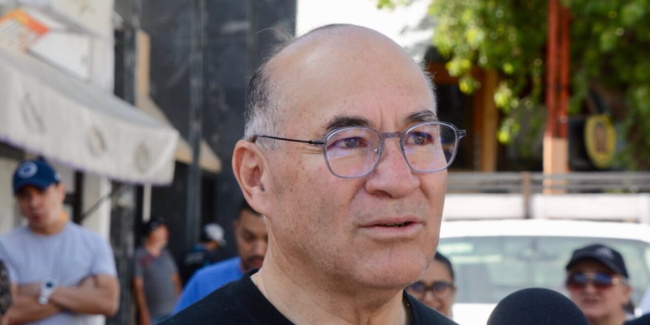 Enrique Galindo confía en liberar 19 obras municipales tras reunión con el Gobernador