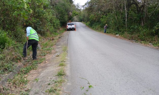 GOBIERNO PREPARA CAMINOS DE LA HUASTECA PARA RECIBIR EL XANTOLO 2026